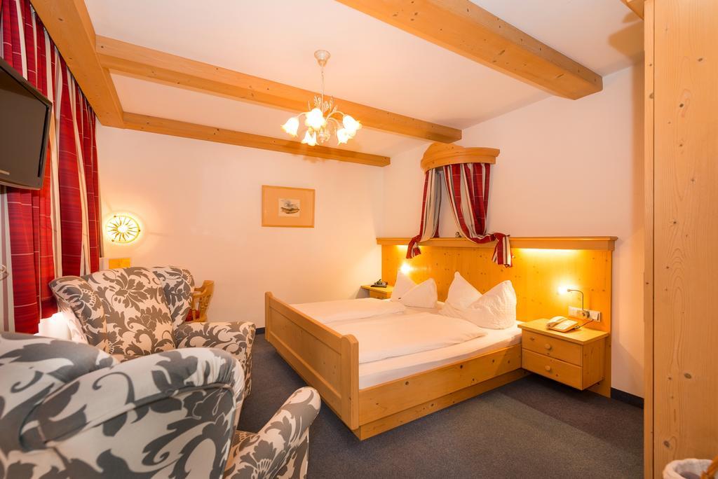 Hotel Landhaus Marchfeld Oberau Eksteriør billede